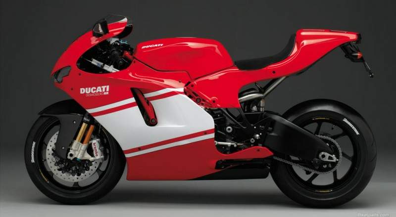 Moto ducati outlet desmosedici